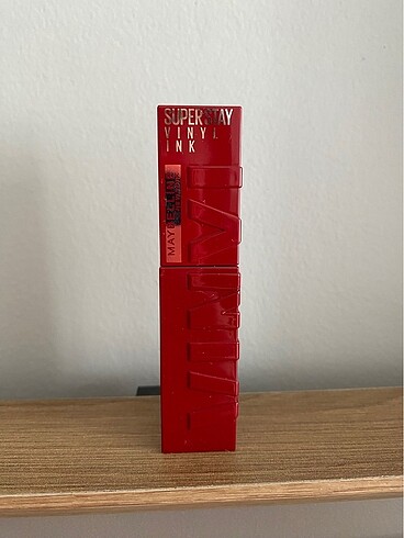 Maybelline Superstay Vinyl Ink Royal 55