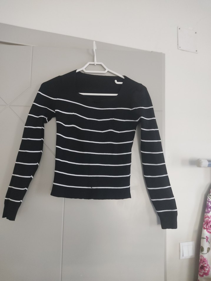 Çizgili Siyah Kadın Triko Bluz - Görsel 3