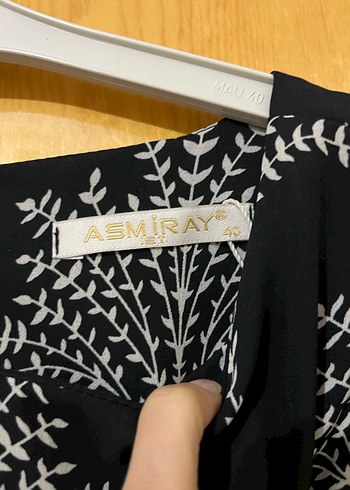 V Yaka Siyah Baskılı Uzun Kollu Salaş Elbise - Görsel 3