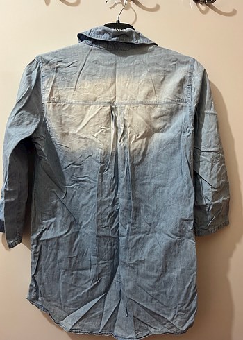 Düğmeli Mavi Denim Kadın Gömlek - Görsel 4