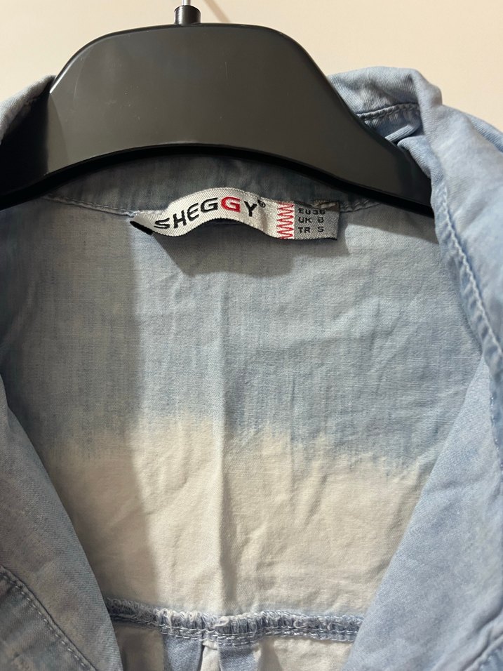 Düğmeli Mavi Denim Kadın Gömlek - Görsel 3