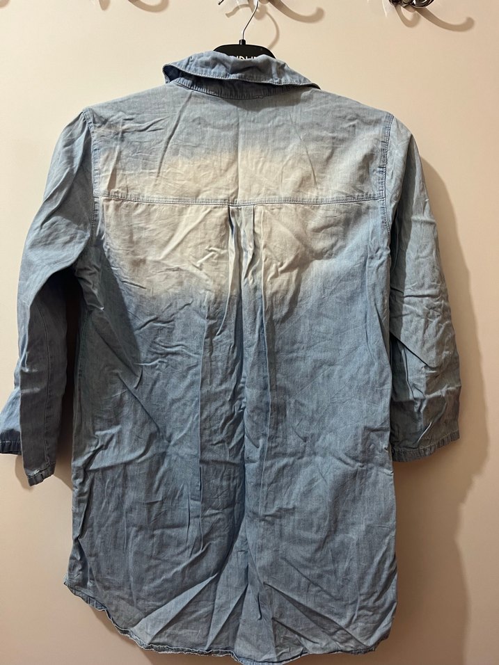 Düğmeli Mavi Denim Kadın Gömlek - Görsel 4