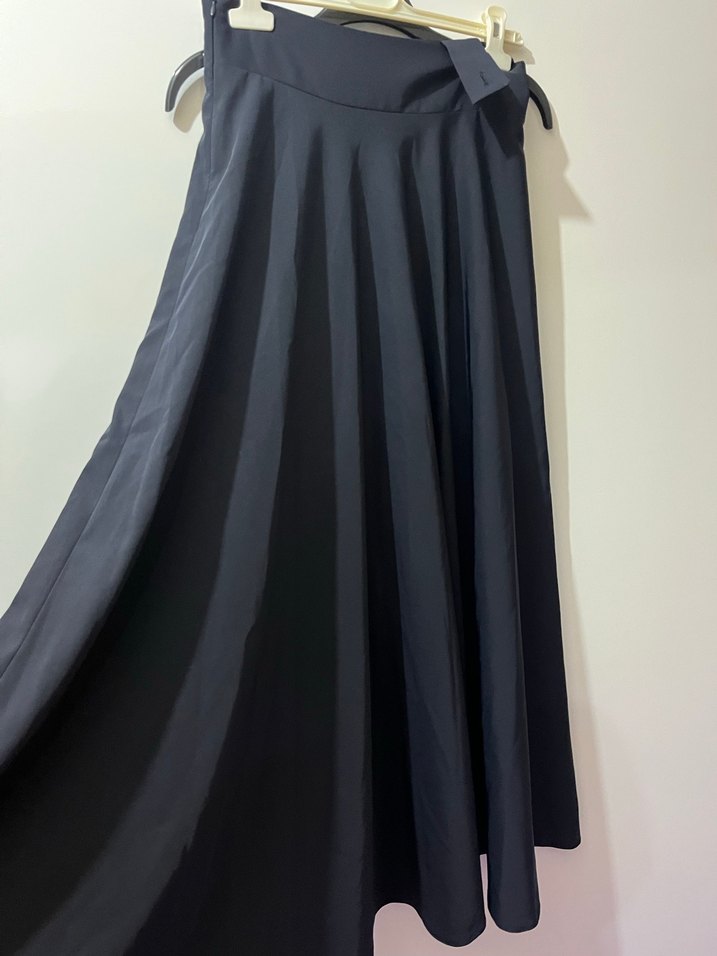 Kadın Siyah Piliseli Uzun Etek - Görsel 3