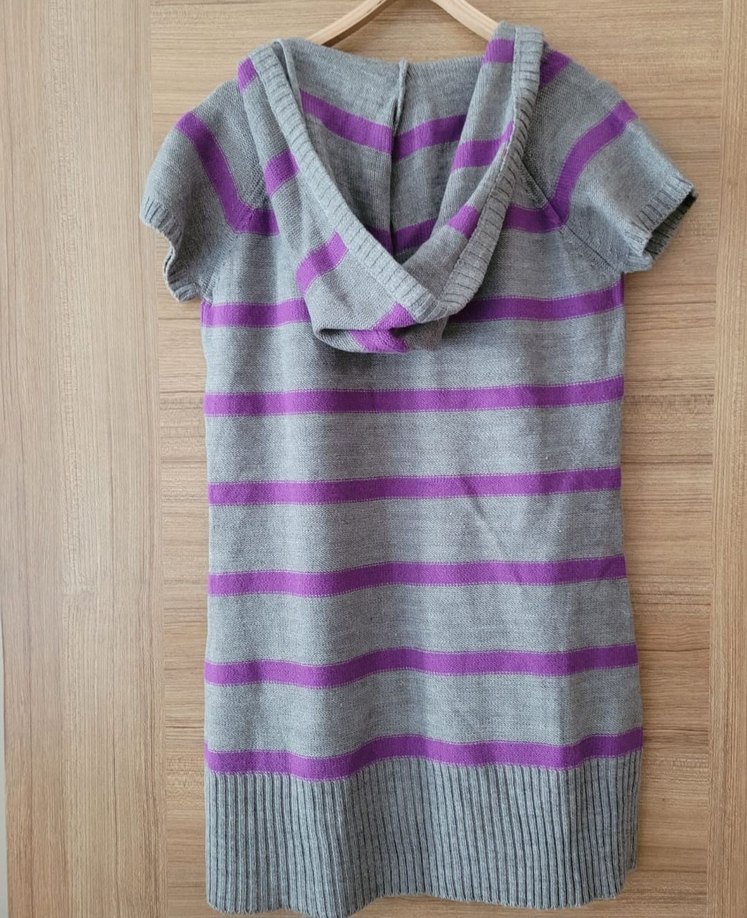 V Yaka  Kapüşonlu Kısa Kollu Çizgili Triko Tunik - Görsel 2