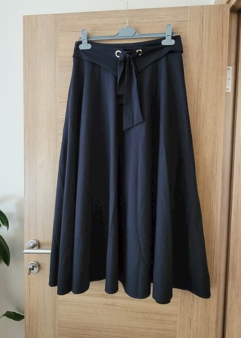 Siyah Uzun Bol Kesim Kemerli Etek - Görsel 5