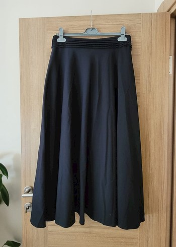 Siyah Uzun Bol Kesim Kemerli Etek - Görsel 3