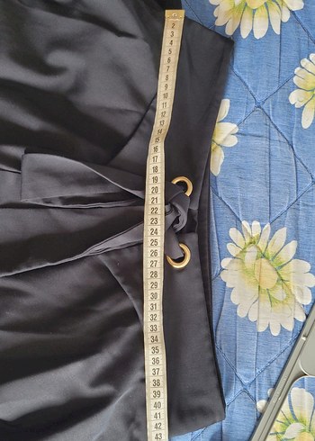 Siyah Uzun Bol Kesim Kemerli Etek - Görsel 8