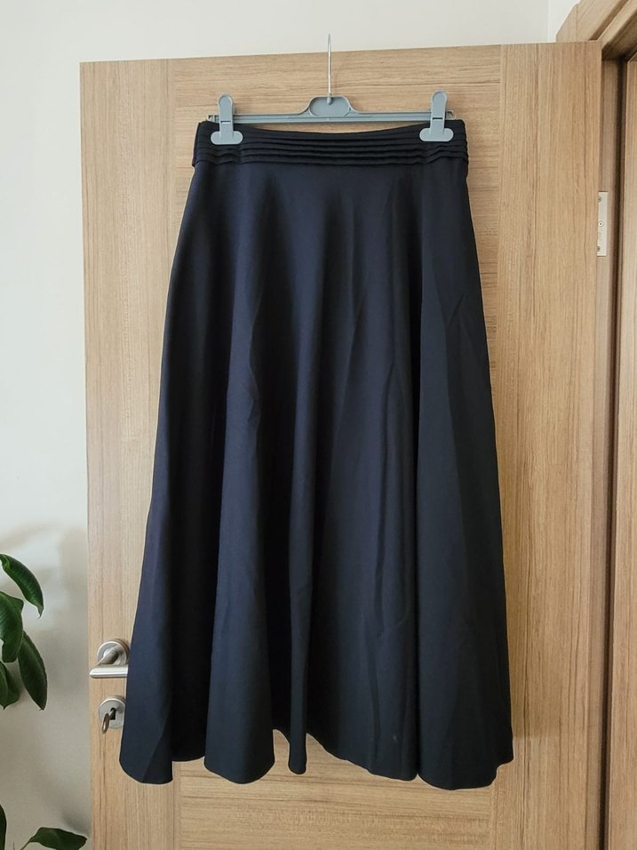 Siyah Uzun Bol Kesim Kemerli Etek - Görsel 3