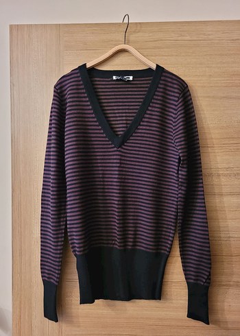 Kahverengi Siyah Çizgili V Yaka Triko Kazak - Görsel 2