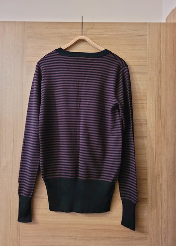 Kahverengi Siyah Çizgili V Yaka Triko Kazak - Görsel 6