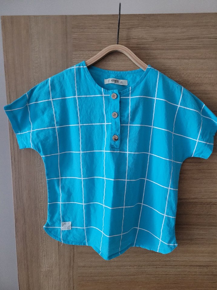 Mavi Düğmeli Erkek Çocuk Gömlek - Görsel 2