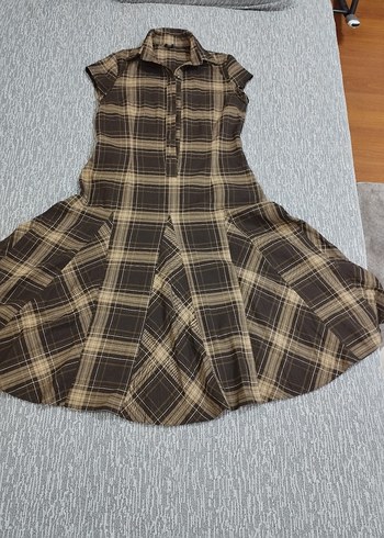 Düğmeli, Kolsuz Kareli Kadın elbise - Görsel 2