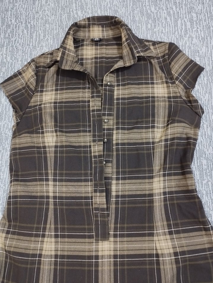 Düğmeli, Kolsuz Kareli Kadın elbise - Görsel 3