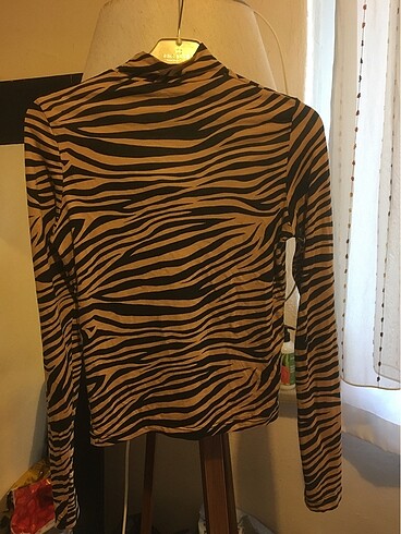 Zebra desenli bluz