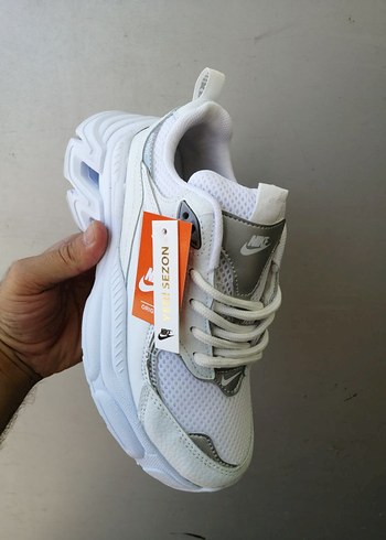 Nike Spor Ayakkabı