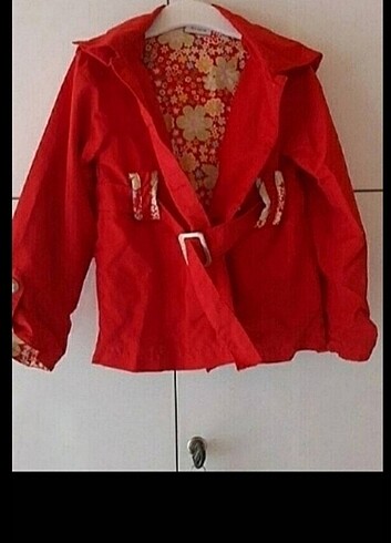 Kırmızı ceket