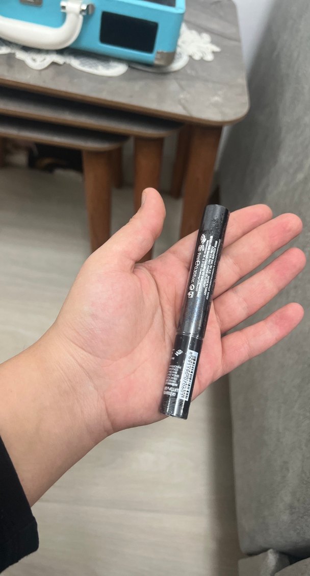 Siyah Maskara - Uzun ve Dolgun Kirpikler - Görsel 3