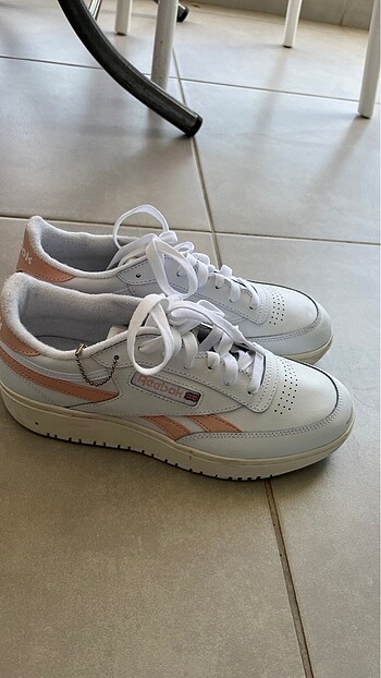 Reebok spor ayakkabı