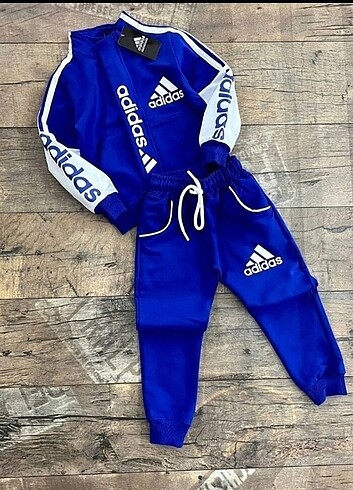 Adidas eşofman takımı 
