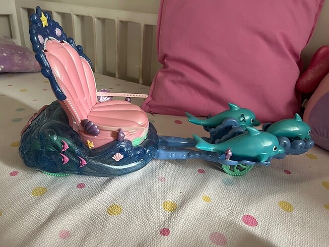 Disney Ariel ışıklı ve sesli araba