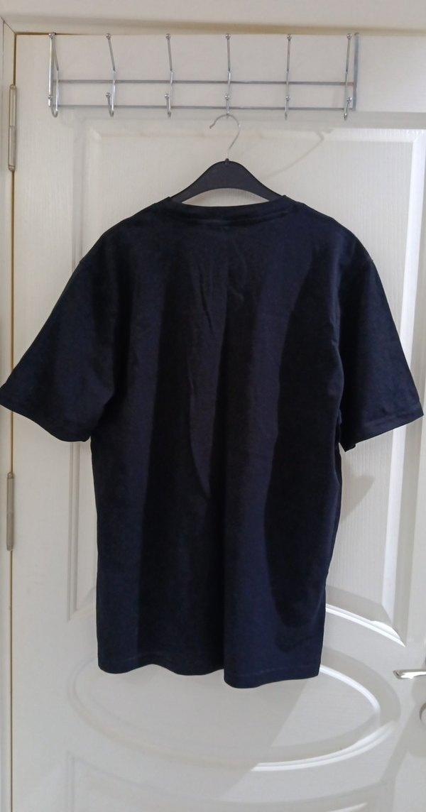 Erkek Siyah Keten Kısa Kollu Tişört - Görsel 3