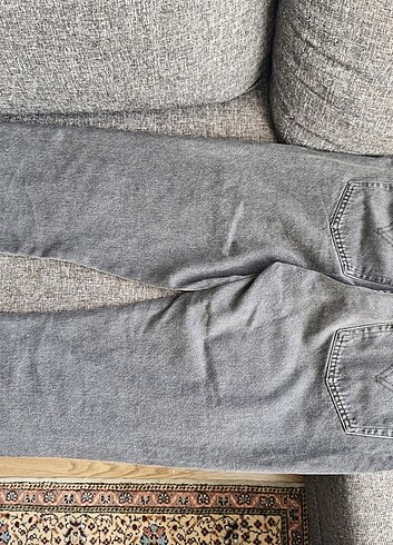 27 Beden gri Renk Levis 501 gri jean