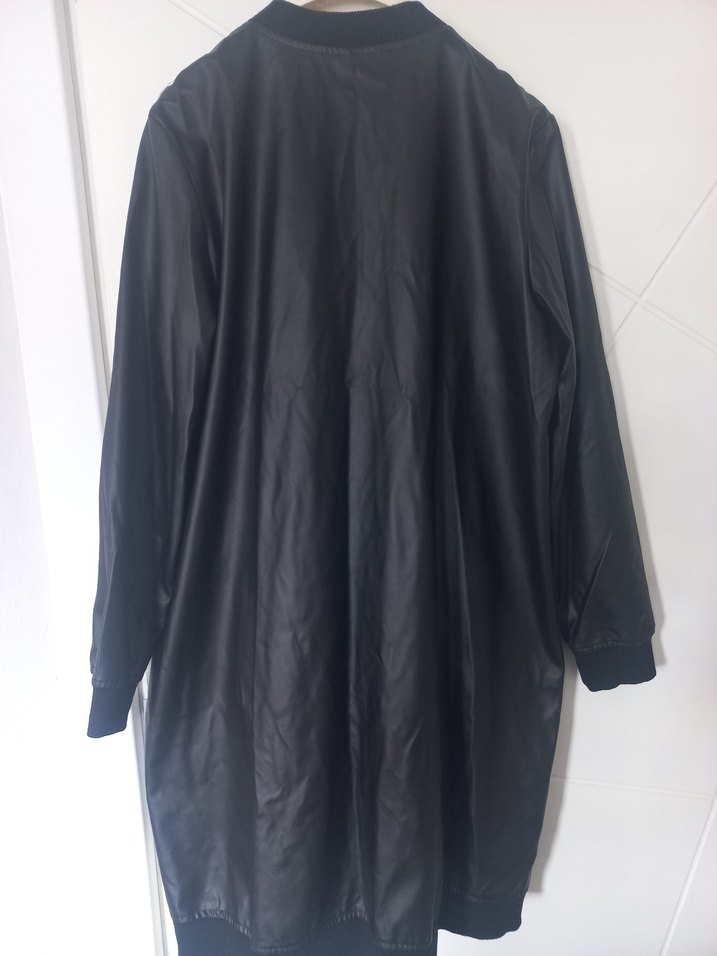 Siyah Uzun Deri Kadın Ceket - Görsel 2