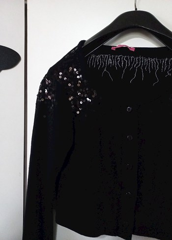 Kız Çocuk Siyah Düğmeli Uzun Kollu Bolero - Görsel 2