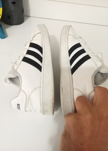 Adidas Beyaz Siyah Çizgili Spor Ayakkabı - Görsel 5