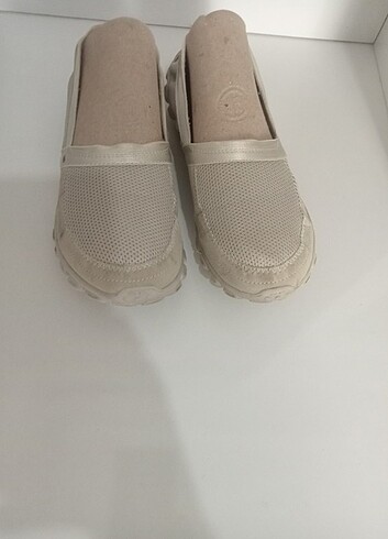 36,5 Beden orjinal Skechers bayan ayakkabı no 36,5