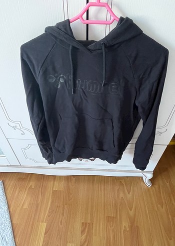 Siyah Kapüşonlu Kadın Sweatshirt