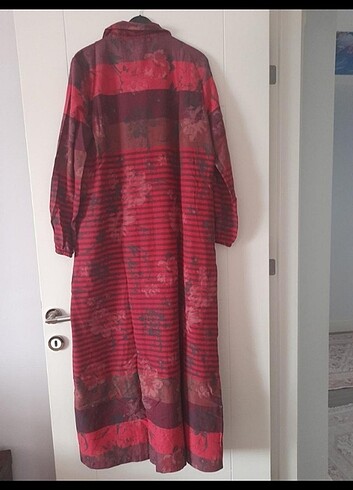40 Beden Boydan düğmeli lastik kol elbise 