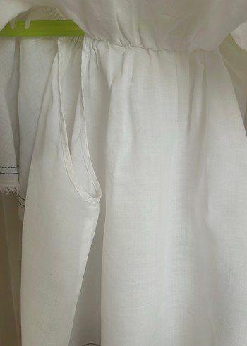 Kız Çocuk Beyaz Keten Fırfırlı Bluz - Görsel 5