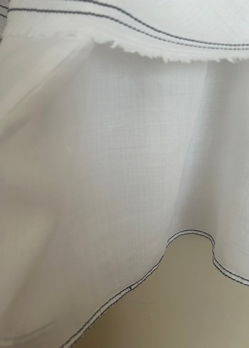 Kız Çocuk Beyaz Keten Fırfırlı Bluz - Görsel 3