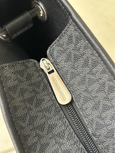 Beden siyah Renk Michael Kors Deri Büyük Tote Omuz Kol Çanta Logolu İmza