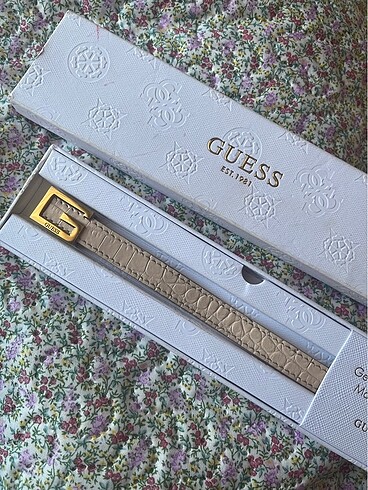guess deri bileklik