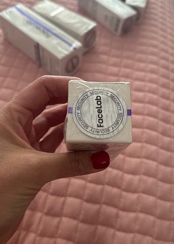 Beden Renk FaceLab Retinol %0.2 İçeren Yenileyici Serum 30 ml