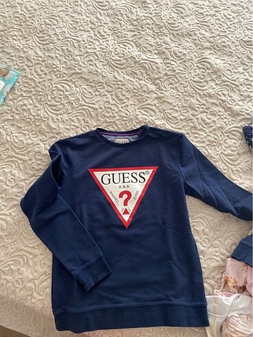 Guess sweat