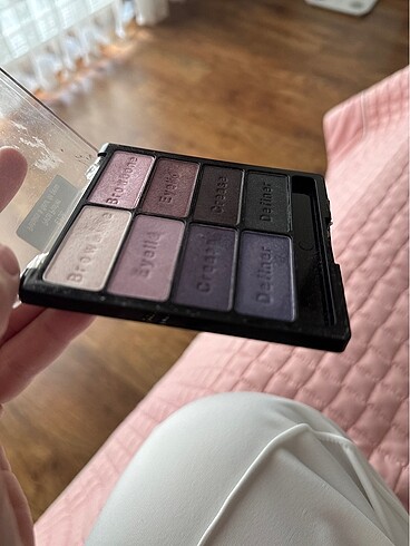 Wet n wild Far paleti