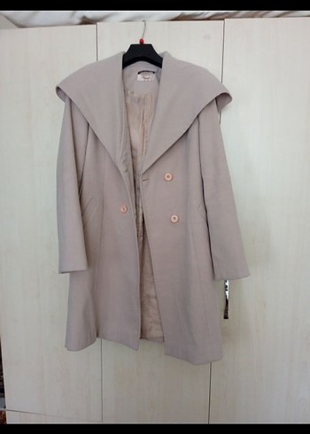 Bej Kapüşonlu Kadın Kaban - Görsel 6