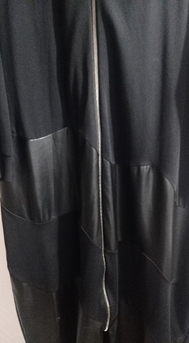 Siyah Kapüşonlu Uzun Kadın Kaban - Görsel 4