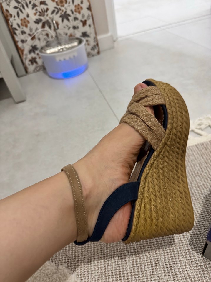 Bej Hasır Dolgu Topuklu Sandalet - Görsel 5