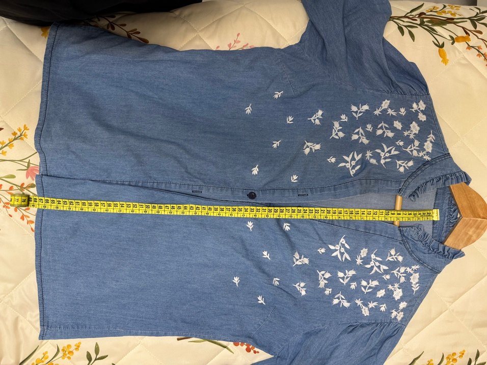 Nakışlı V Yaka Uzun Kollu Mavi Denim Gömlek - Görsel 2