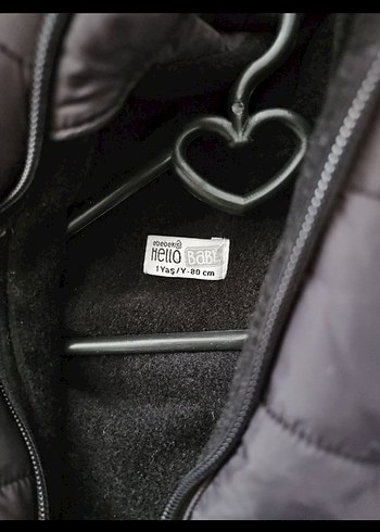 Kürklü Kapüşonlu Siyah Erkek Çocuk Mont - Görsel 3