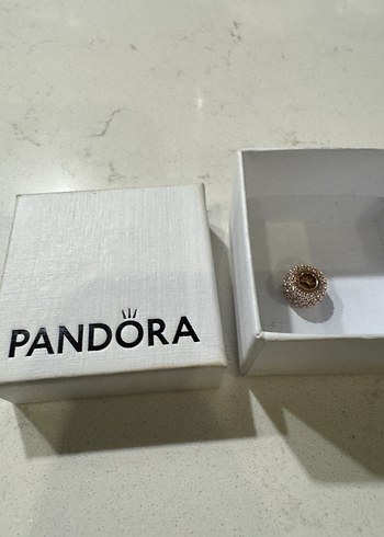 Işıltılı Üç Sıralı Charm - 14 Ayar Pembe Altın Pandora - Görsel 5