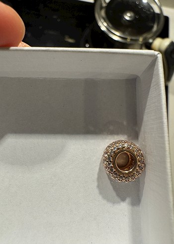 Işıltılı Üç Sıralı Charm - 14 Ayar Pembe Altın Pandora - Görsel 8