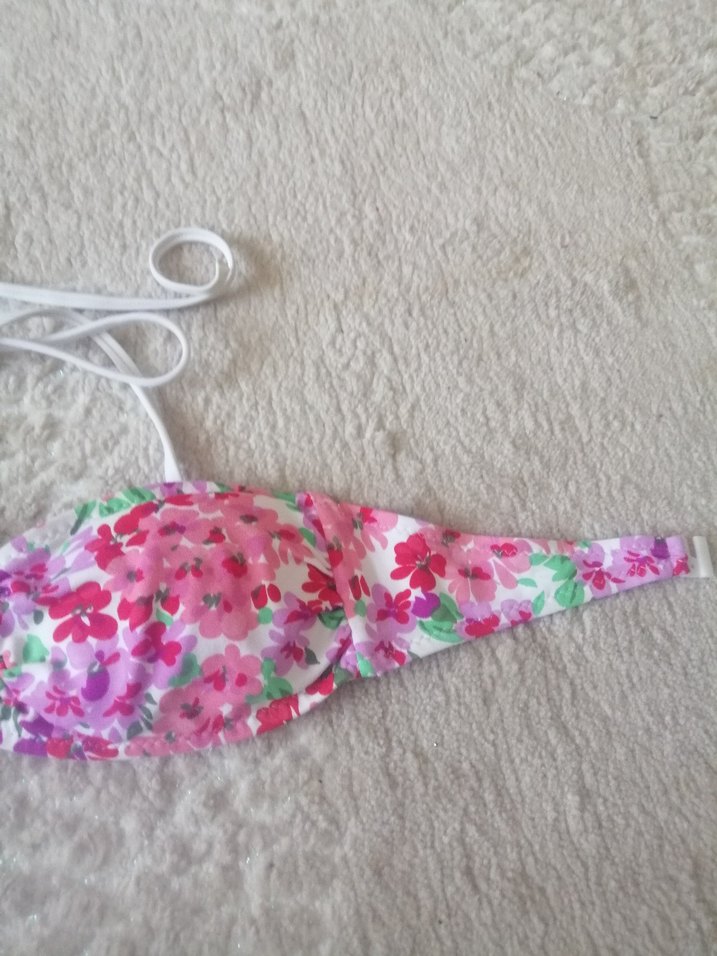 Çiçek Desenli Pembe Dantelli Bikini Üstü - Görsel 3