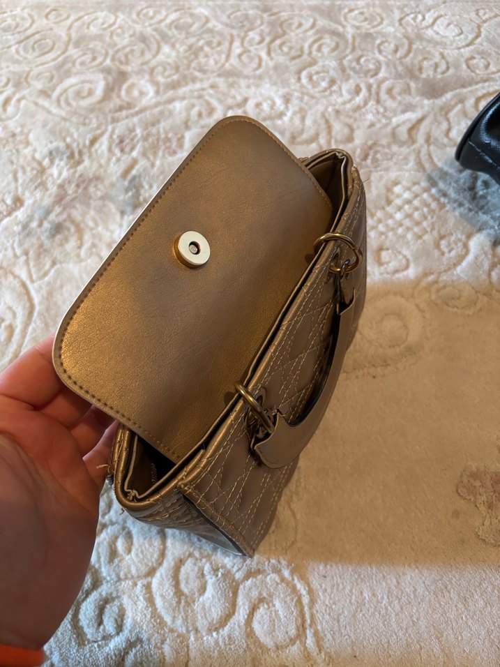 Bej Deri Kadın Kareli Çanta - Görsel 3