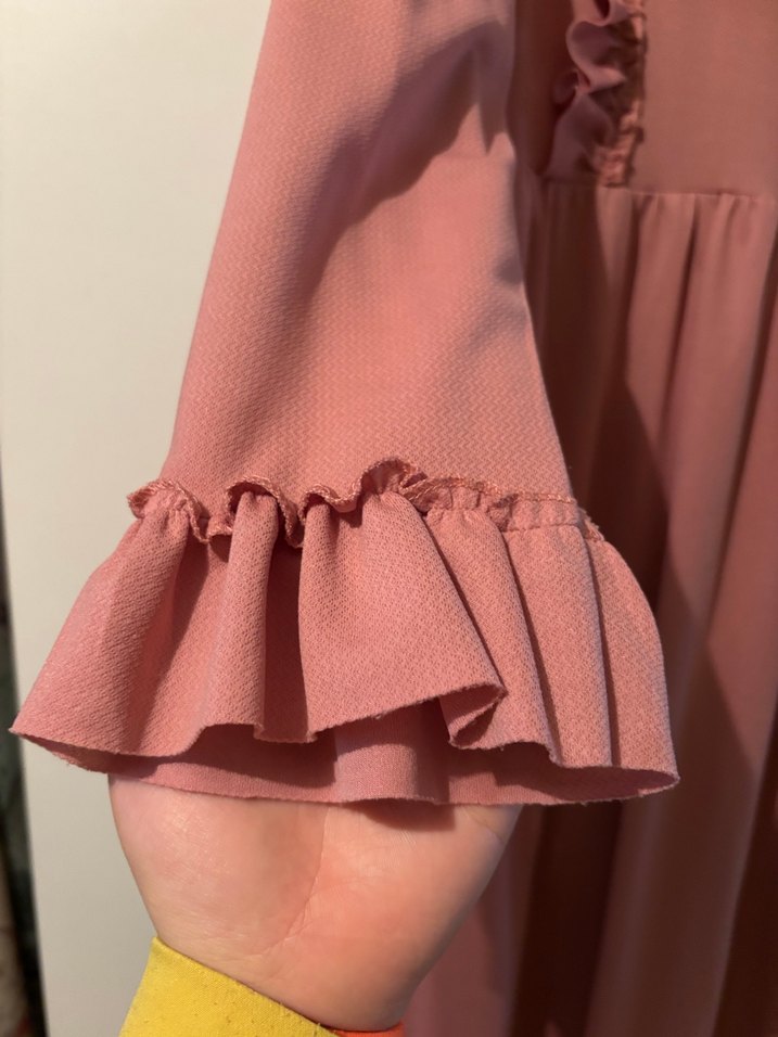 Pembe Uzun Kollu Fırfırlı Kadın Elbise - Görsel 3