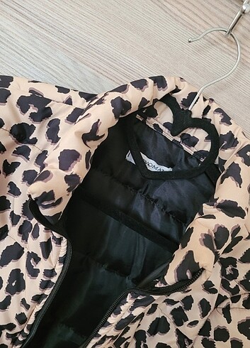 Zara Leopar Mont